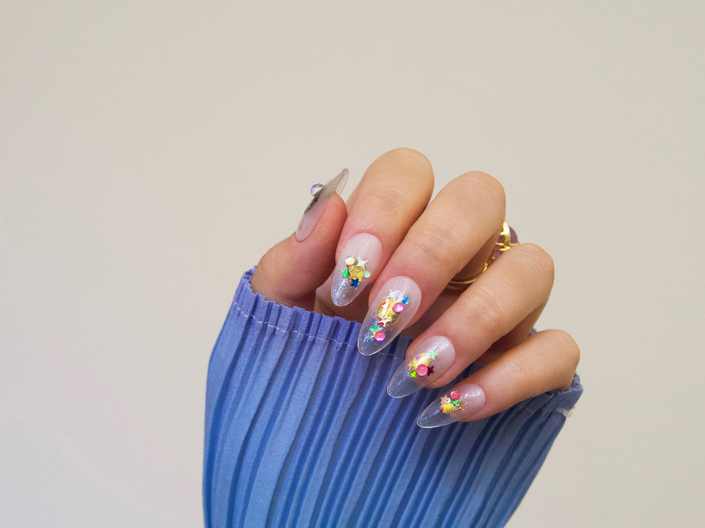 80pcs Polar light Glass Beads Nail Art