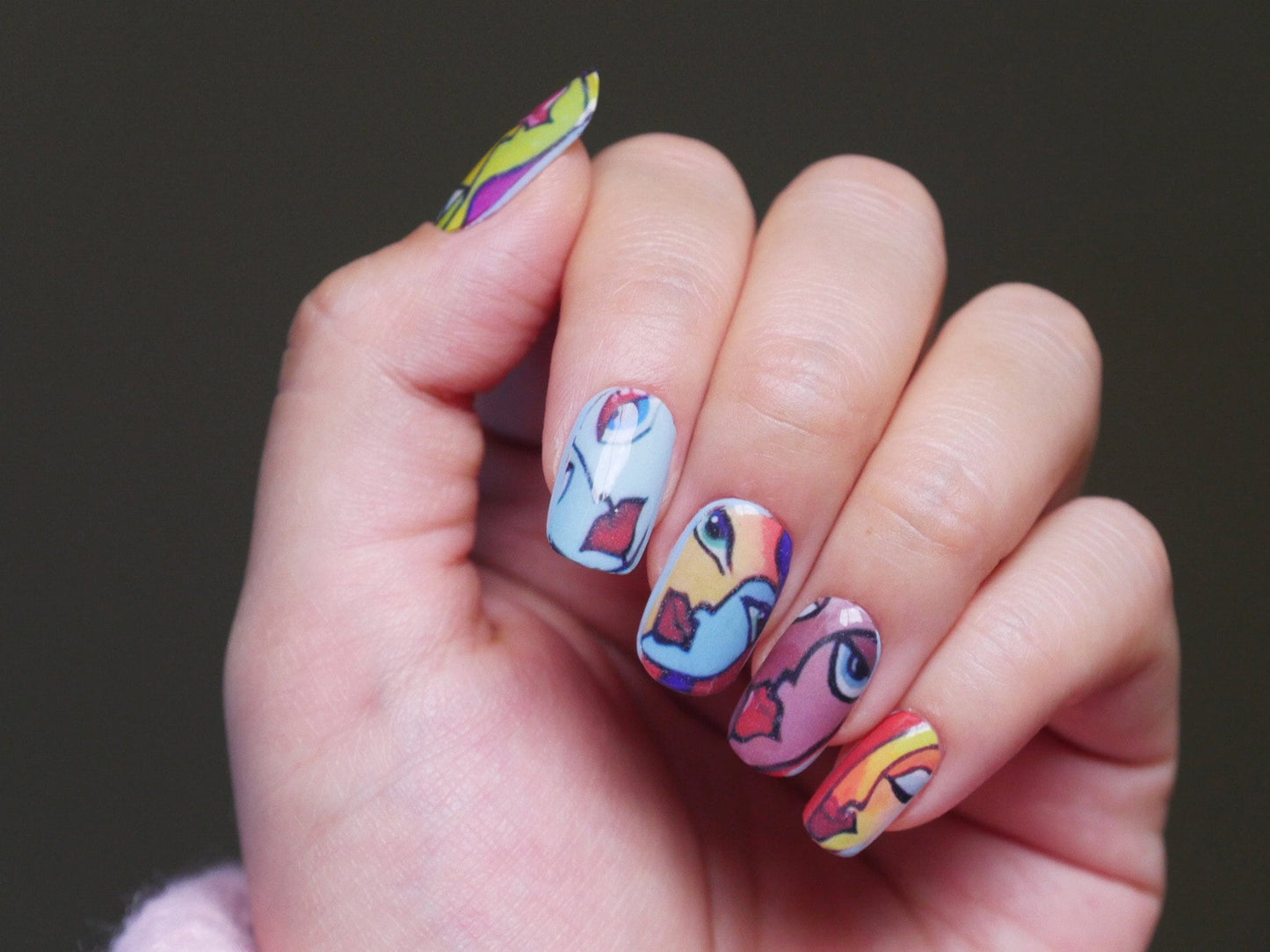 4pcs Pablo Picasso Cubism Portrait Women Face Nail Tattoos