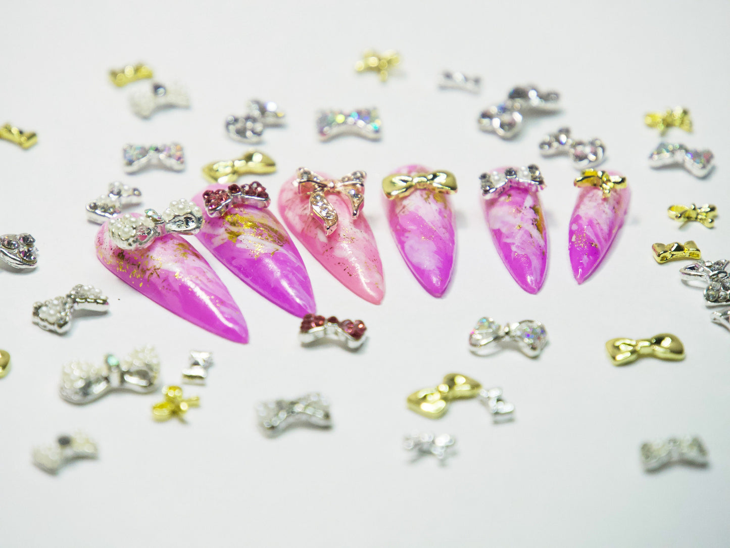 2 pcs 3D Metallic Silver Rhinestone nail studs