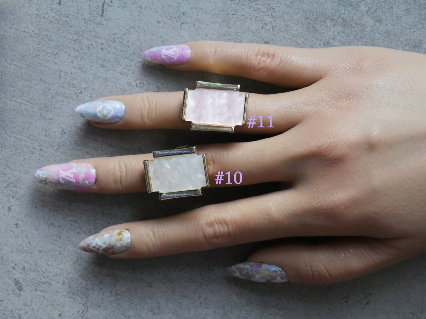 Pinctada Painting Palette Ring/ Golden Edged Mini Finger Dishes Color Mixing UV Gel Polish Paint Tool/ Shell Nail Detailing Design Tool