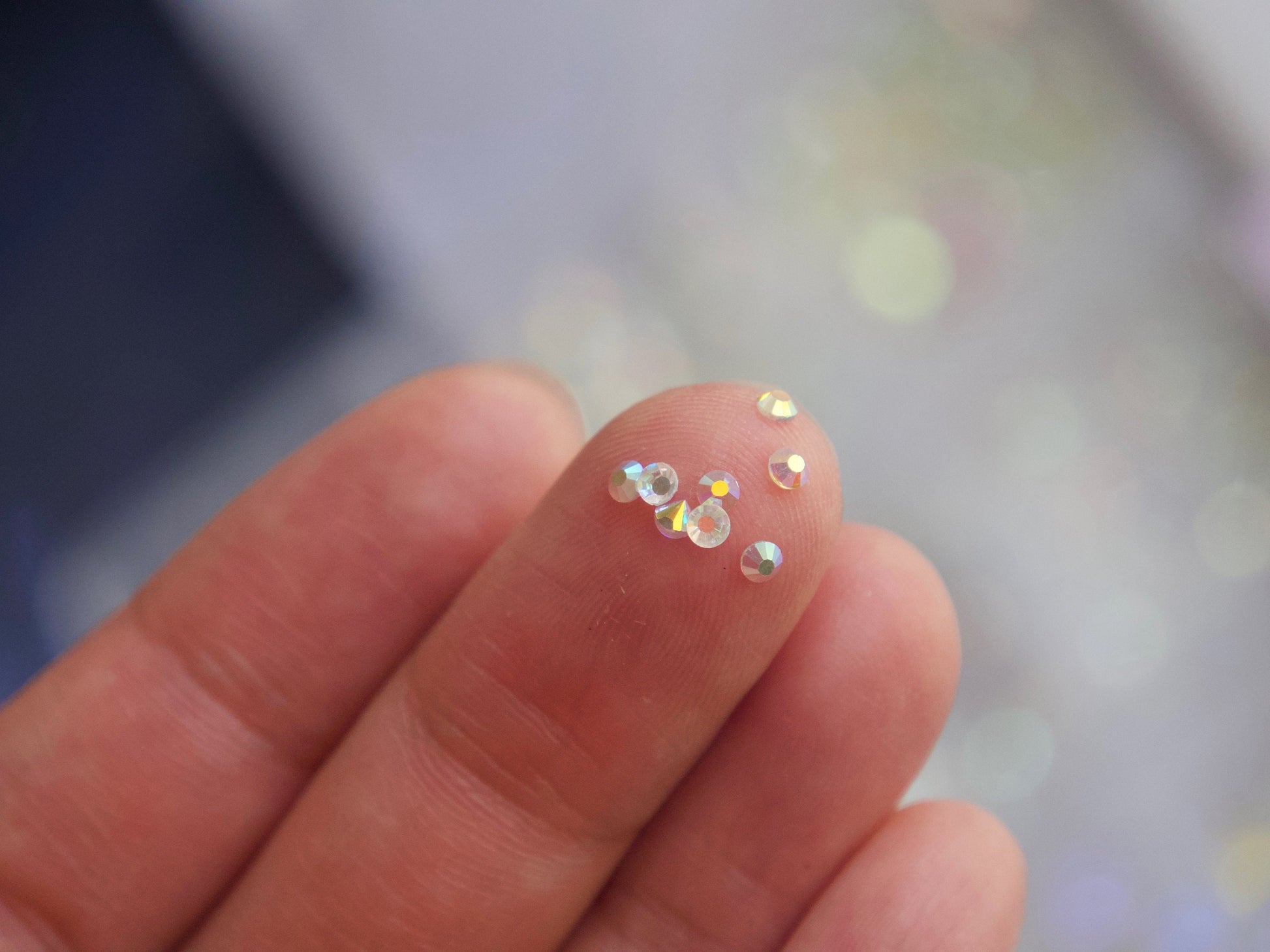 1000pcs Mixed sizes Polar Light Crystals/ Non Hot fix flat clear back Aurora Crystal nail art rhinestones