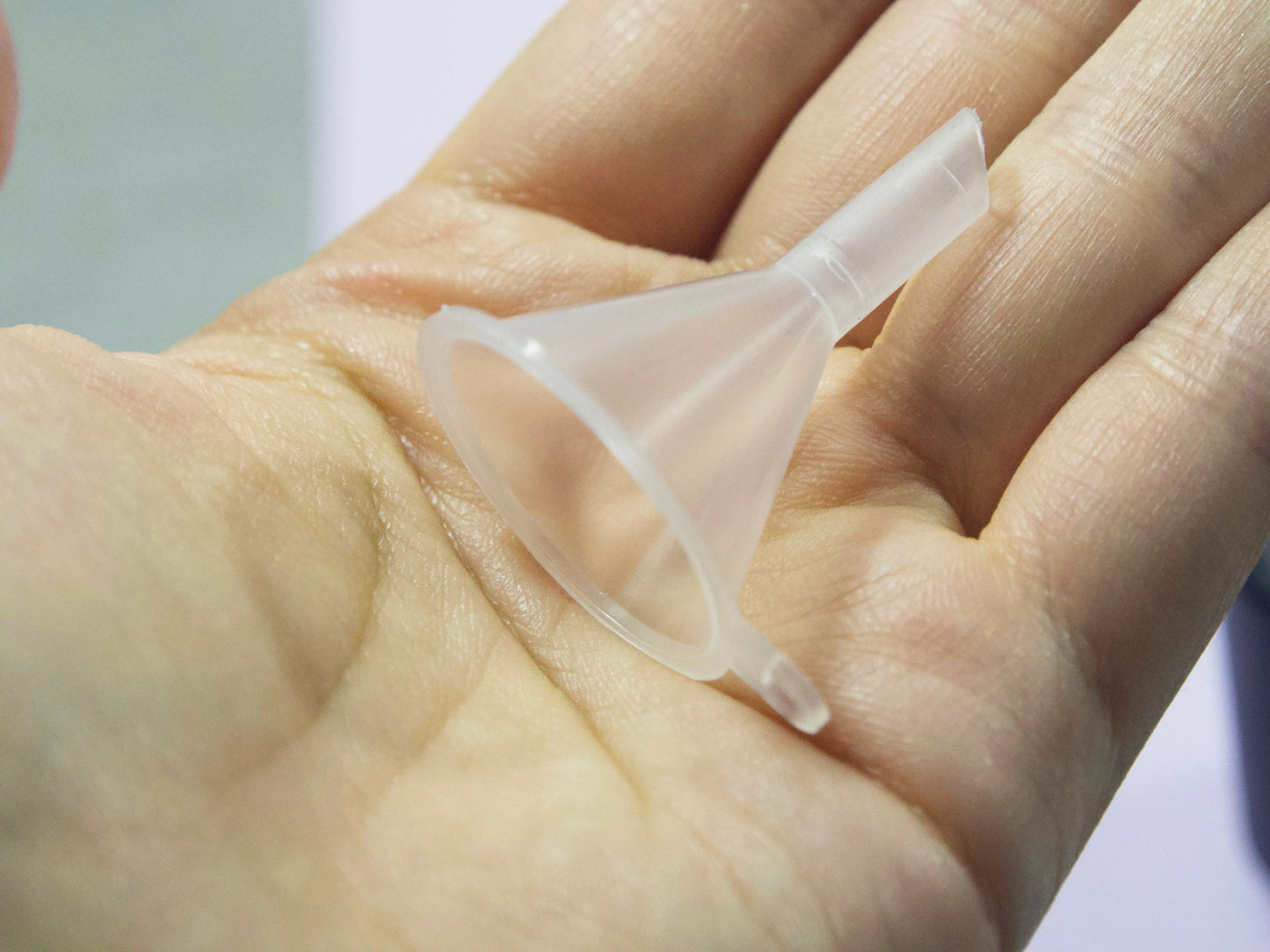 3pcs Mini Funnel/ Filling Jars and Bottles Tool