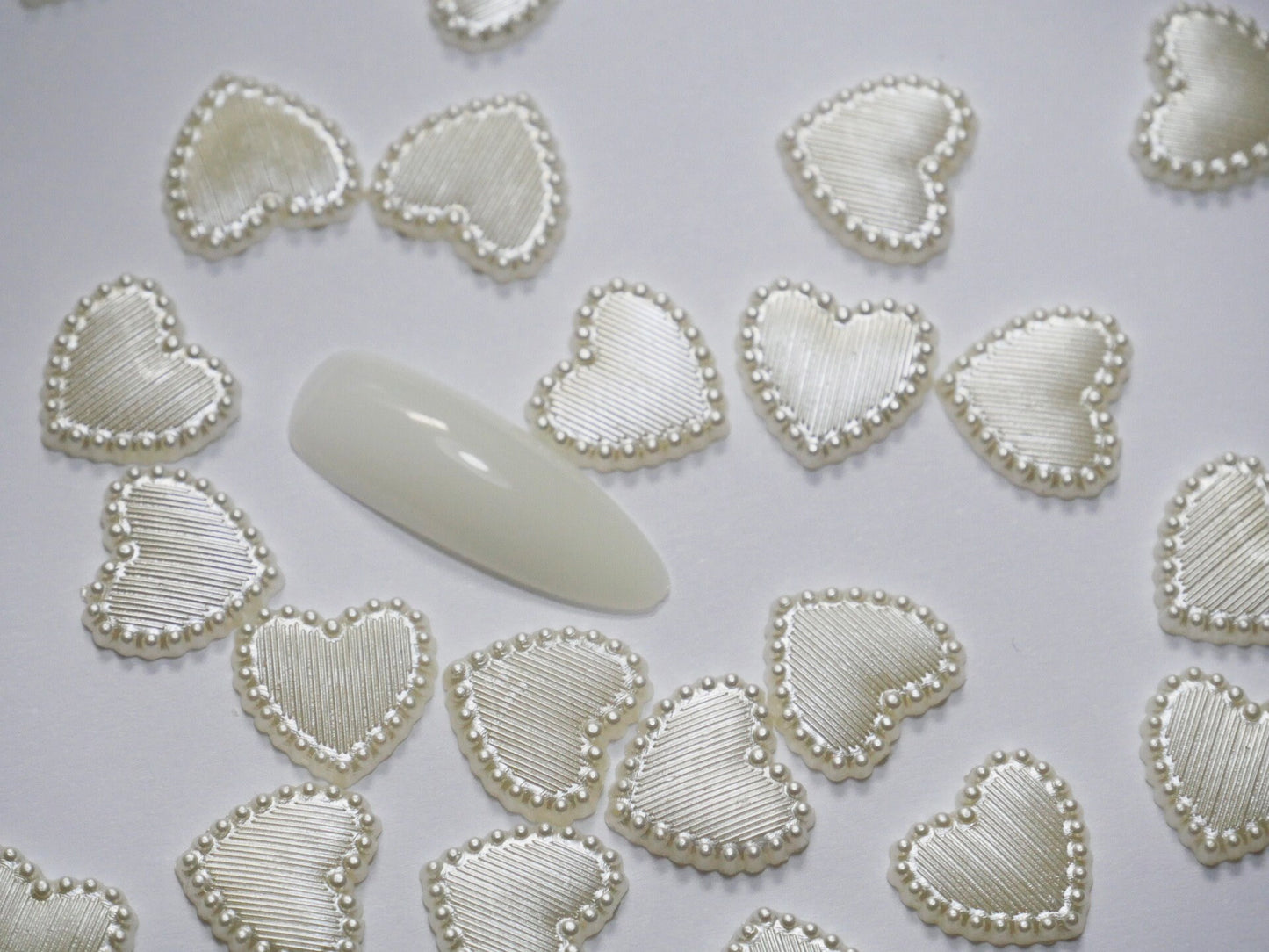 50pcs White Pearlescent Heart Decals