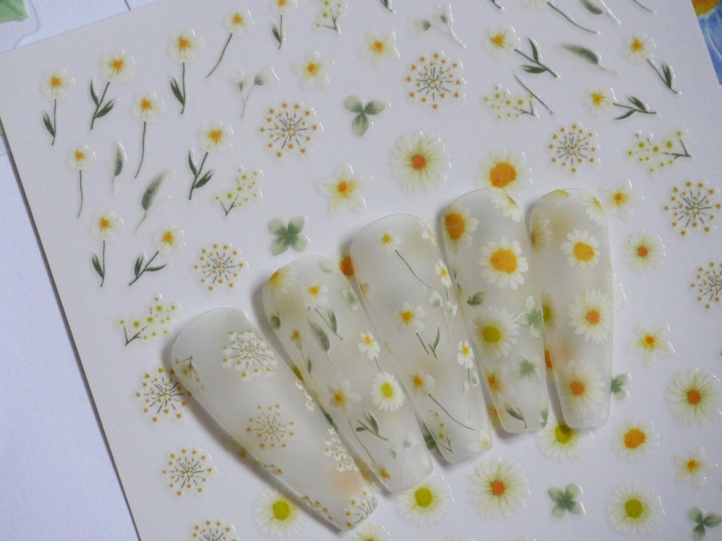 Dandelion & Daisy flower Nail Art Sticker/ Queen Anne's Lace Peel off daisies Stickers/ Chrysanthemum Oxeye leaf Bouquet Blossom Sticker