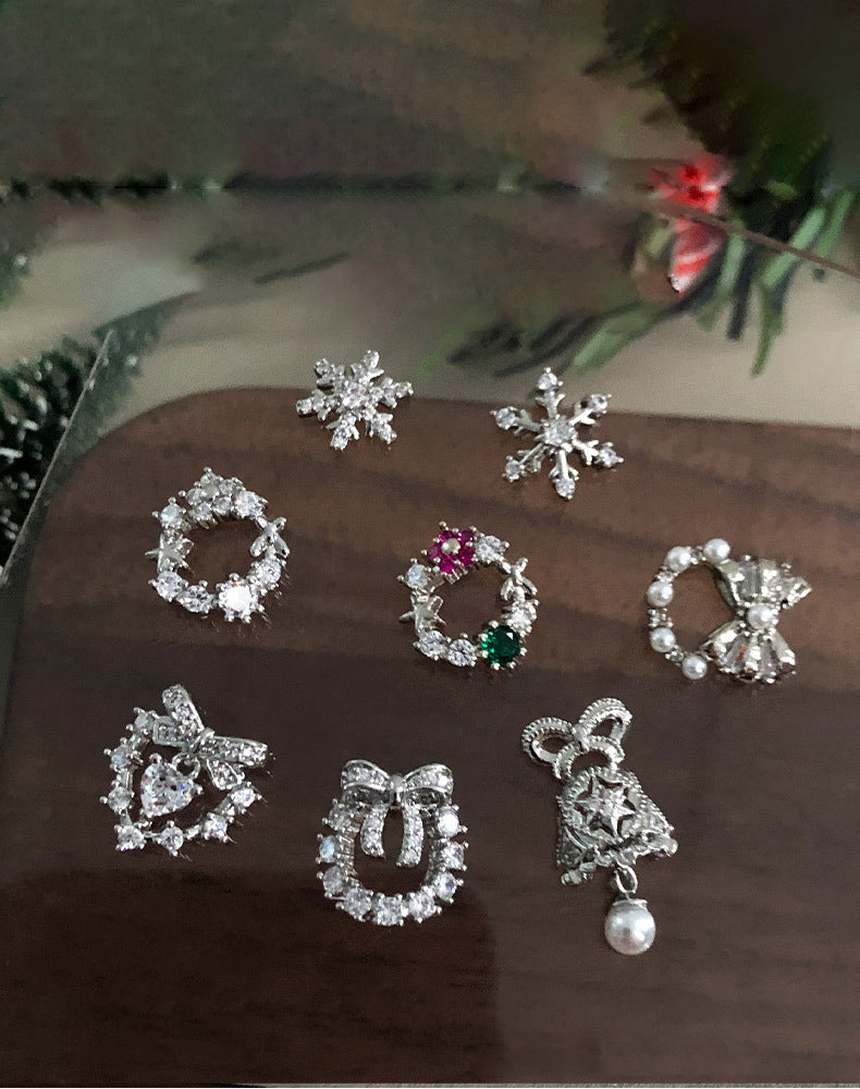 Christmas Jingle Bell Bow Tie Gold Nail Charm