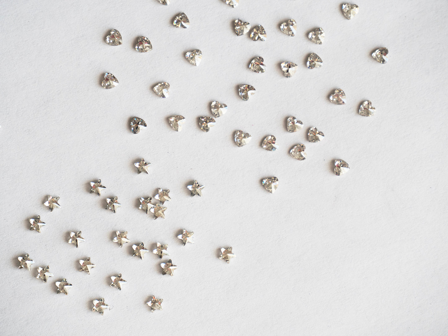 20pcs Mini Heart Star Zircon Rhinestones: Diamond Cut Nail Art Decorations