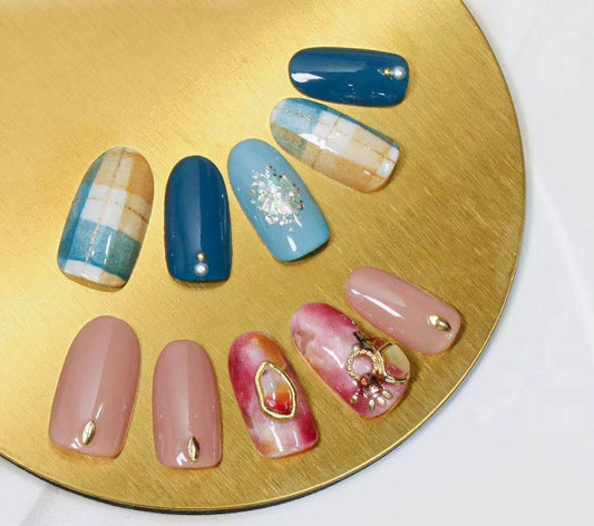 Gold Brass Nail 3D Paint Color Palette / Golden Display Plate/ Instagram Photo Shoot False Nail Tips display board/ Mix Color Nail Palette