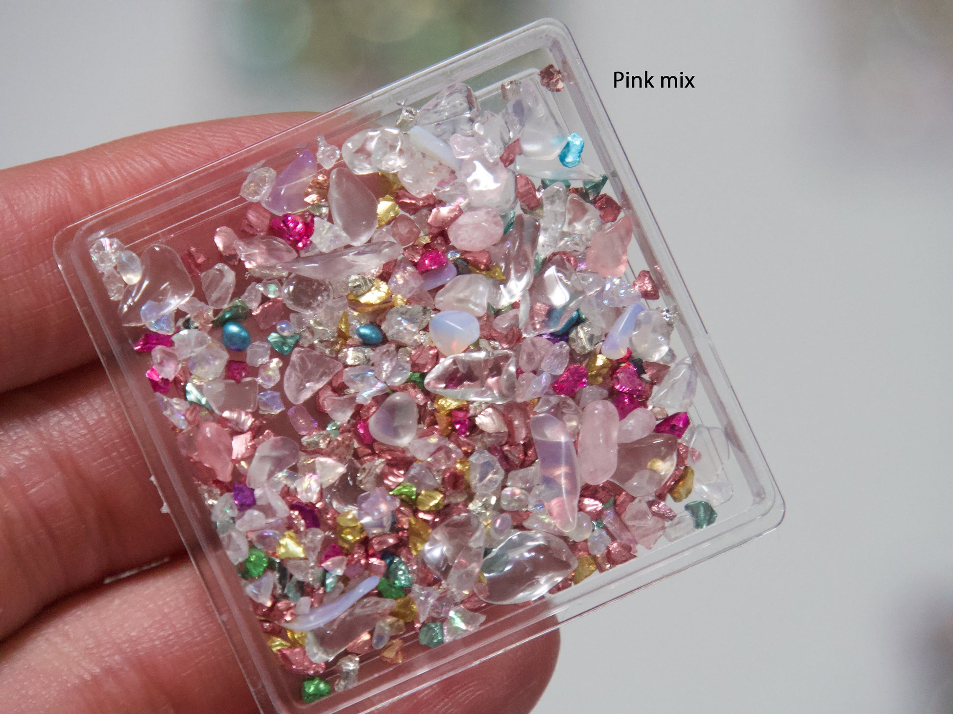 Broken Glass Irregular Pebbles Stones Mix/ Metallic Rocks Crafts Deco Embellishment Studs Crystal Quartz Pearls Mixed Supply Pink Green Blue