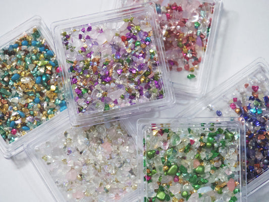 Broken Glass Irregular Pebbles Stones Mix/ Metallic Rocks Crafts Deco Embellishment Studs Crystal Quartz Pearls Mixed Supply Pink Green Blue