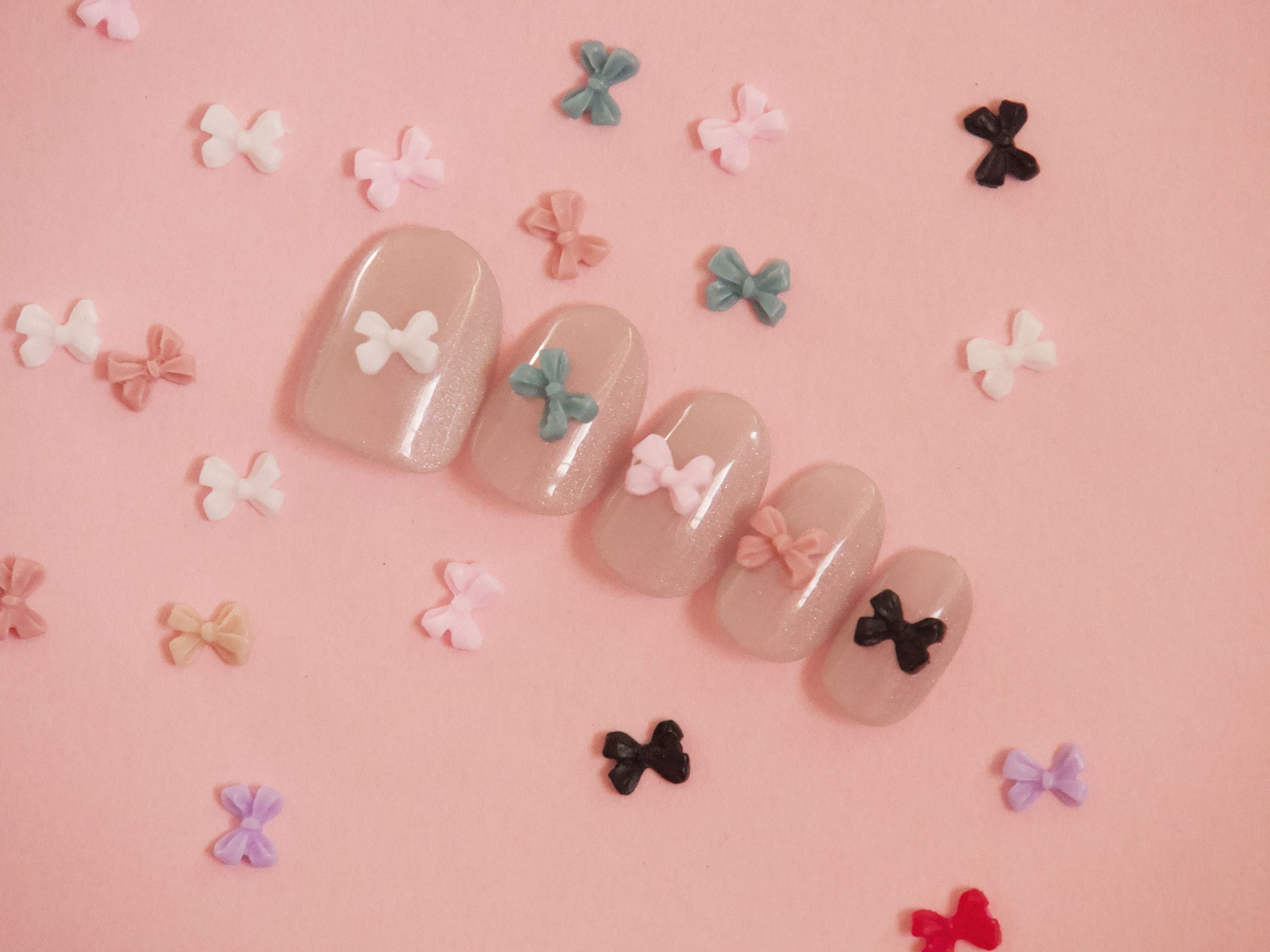 100pcs Small Bow Nail Charm Nails Decals/ Butterfly Bow Knot Tied Resin Studs for Crafts DIY Supply Tiny 5x7mm Accessories