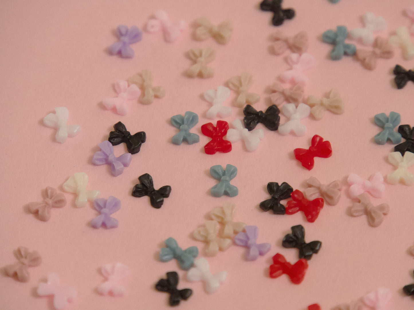 100pcs Small Bow Nail Charm Nails Decals/ Butterfly Bow Knot Tied Resin Studs for Crafts DIY Supply Tiny 5x7mm Accessories
