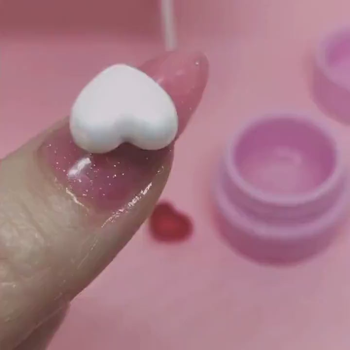 3D Heart Shaped Nail Spinner