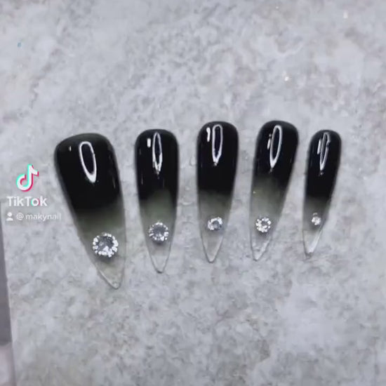 100pcs Pointed Back Clear Diamonds Glass Crystal Beads Nail Studs