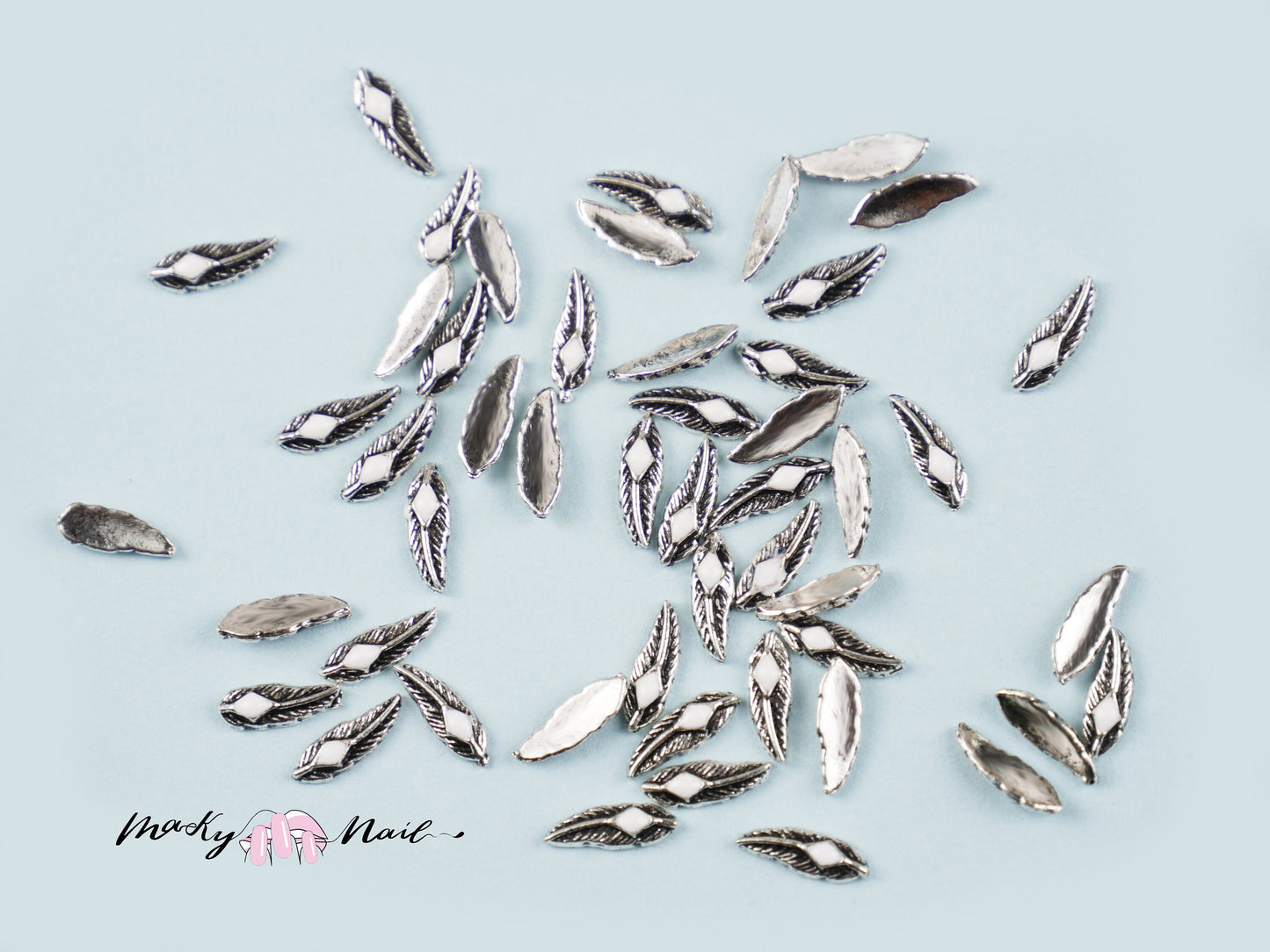 5 pcs metallic boho feather nail decoration/Bohemian style charm Nail DIY deco