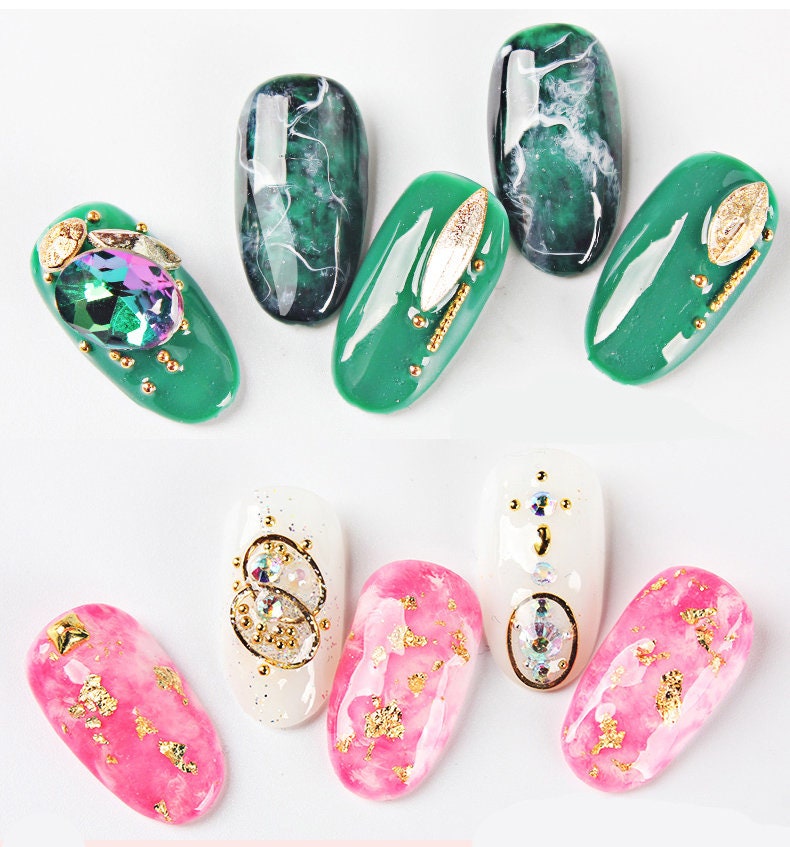 Radiant Gradient Bloom Acrylic Nails