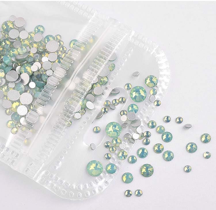 200pcs Multi-Size Opal Nail Rhinestones/ Opal Luminous Mocha Mix Flat Back Crystal Gems Strass 3d Nail Art Decorations