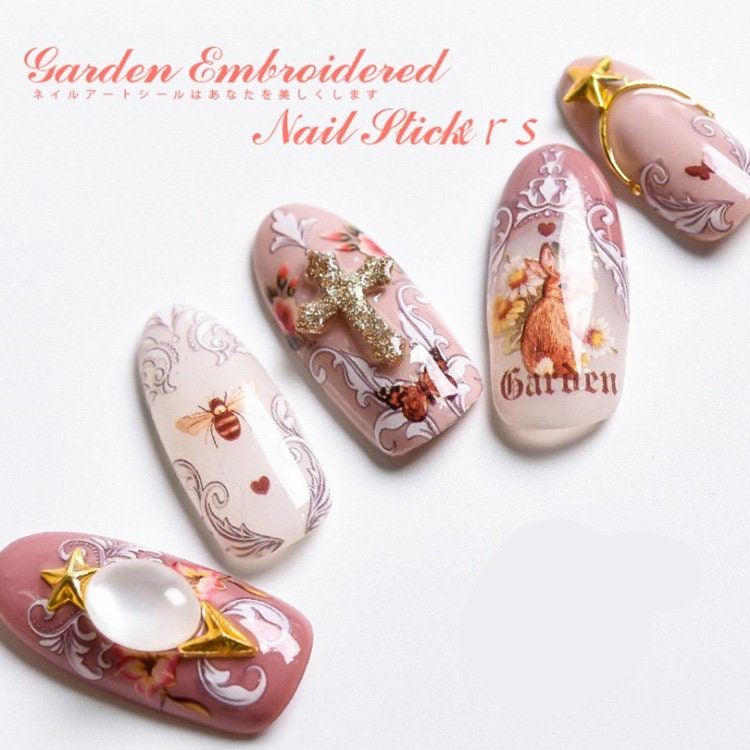 Vintage woodland Rococo Nail Art Sticker/ Butterfly Bee DIY Tips Guides Transfer Stickers/ Retro UV gel nail polish manicure stencil