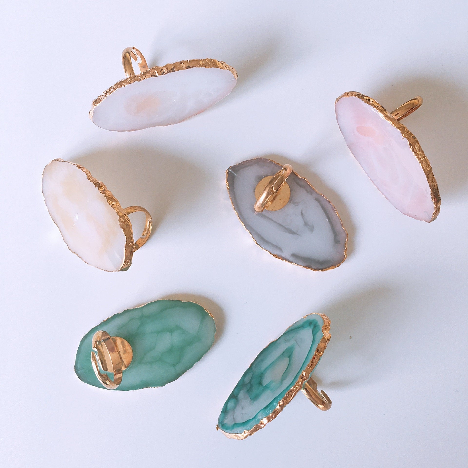 Marble nail painting Palette/ Golden edged Mini Finger Ring Dishes Color Mixing UV Gel Polish Paint Tool/ nail detailing design tool