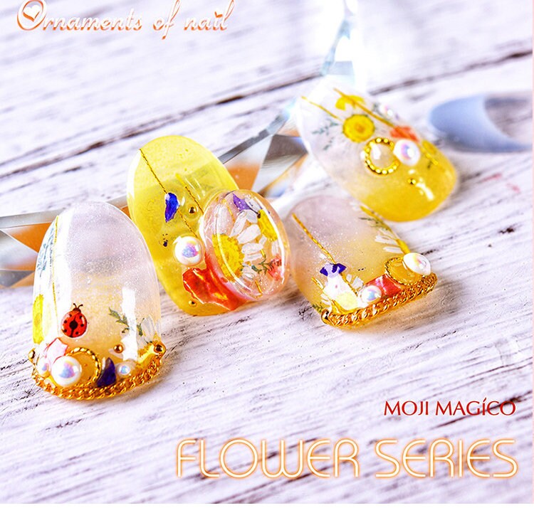 Daisy flower Nail Art Sticker Peel off daisies Stickers/ Chrysanthemum Oxeye daisy leaf Bouquet white flower Blossom Manicure Nail Supply
