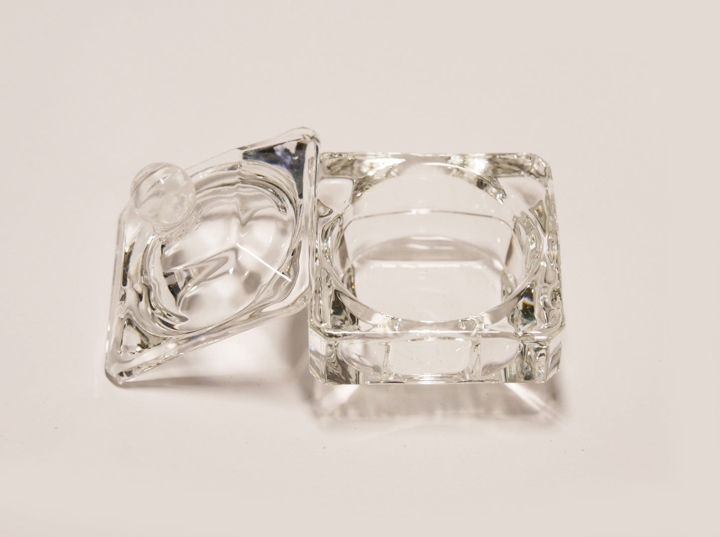 Nail Crystal Glass Cup/ Nail Art Liquid Storage Powder Washing cup Jar/ Nail Brush Cleansing Cup with Lid Salon Manicure Tool