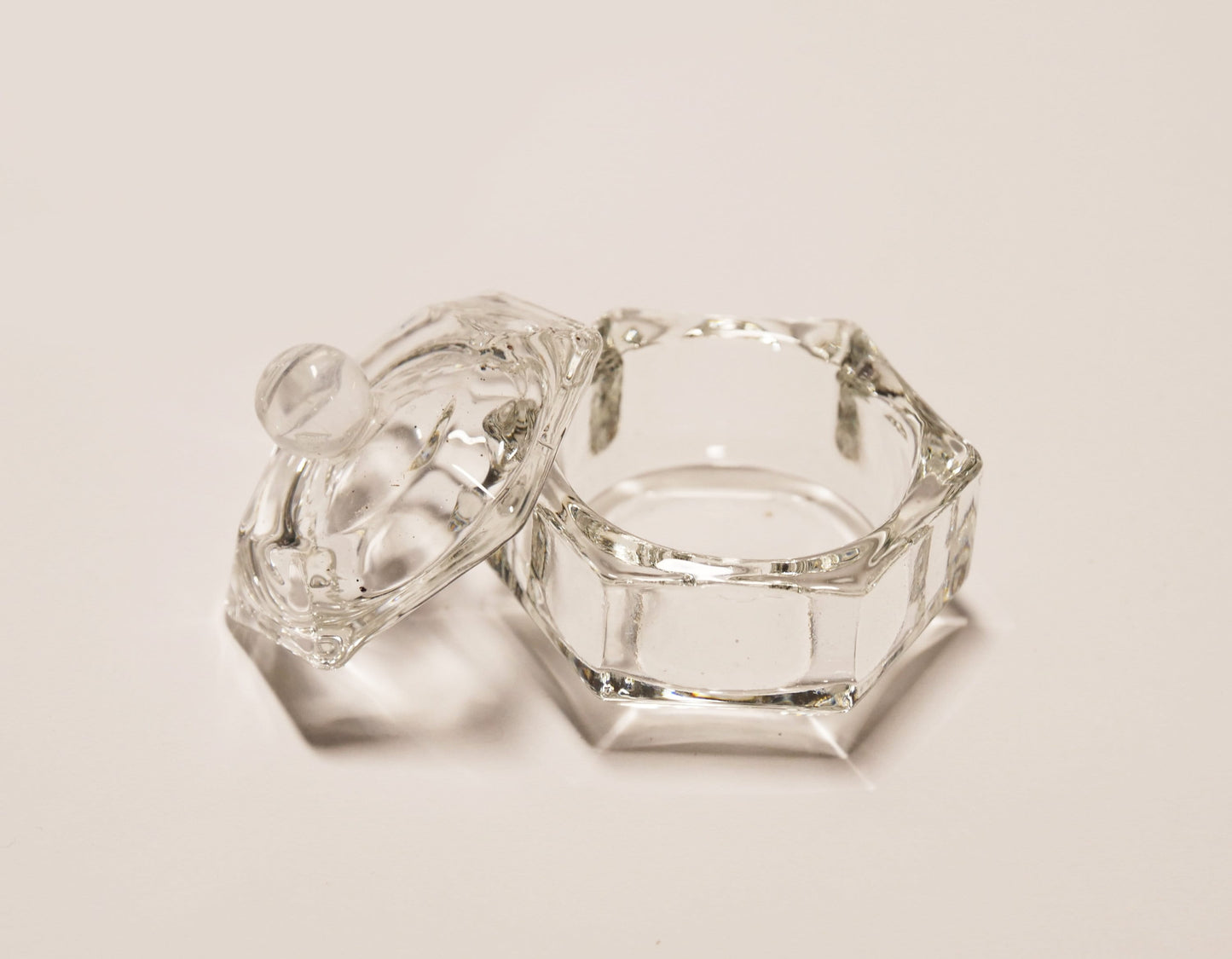 Nail Crystal Glass Cup/ Nail Art Liquid Storage Powder Washing cup Jar/ Nail Brush Cleansing Cup with Lid Salon Manicure Tool