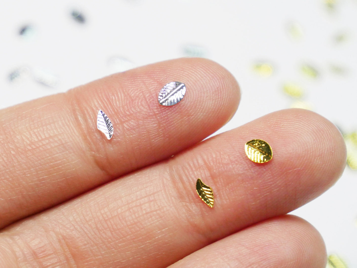 20 pcs leaf nail charm/ gold leaves UV resin supply