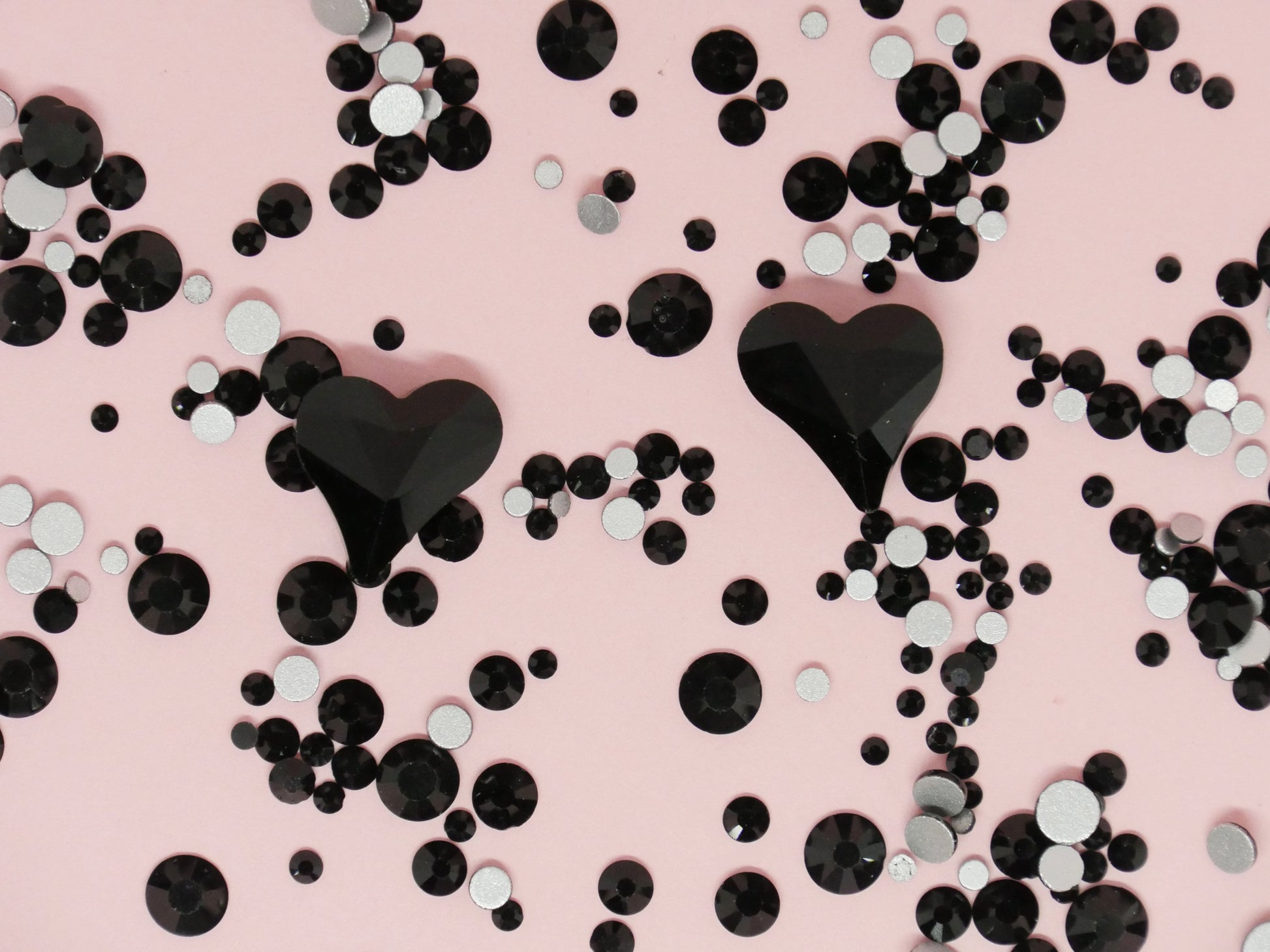 Heart Nail Rhinestones For Nails Art Decorations / multi size mixed nail art decal/ Valentines nails Decoration 3D Gems Stud Charm Crystals