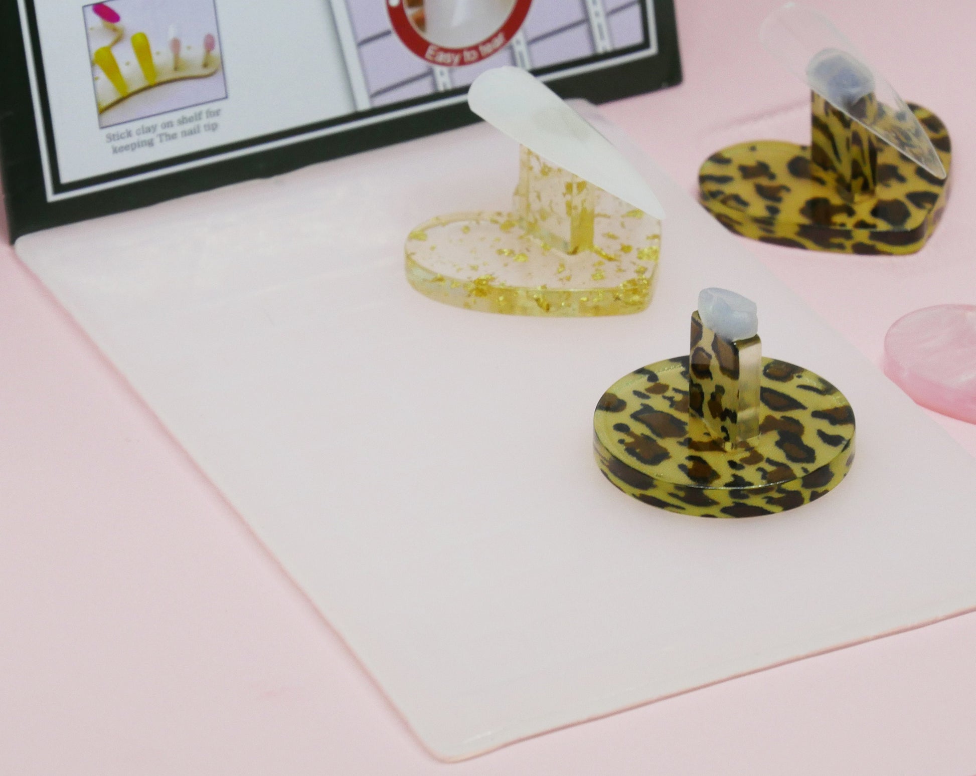 Heart False Nail Display Stand Holder Press On Nail Tips Practice Holder Marble Manicure DIY Tools Instagram Nail Display Pedicure Manicure