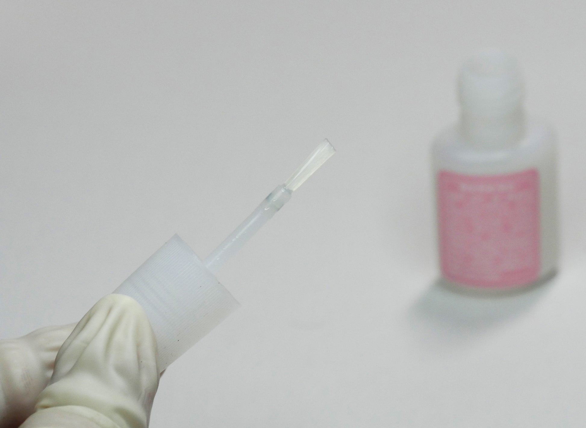 Fast Dry 10g Nail Glue with Brush Nail Bond Acrylic Glue Adhesive, Perfect for False Acrylic Nail Art, Glitter,Gems, Nail Tip Applications