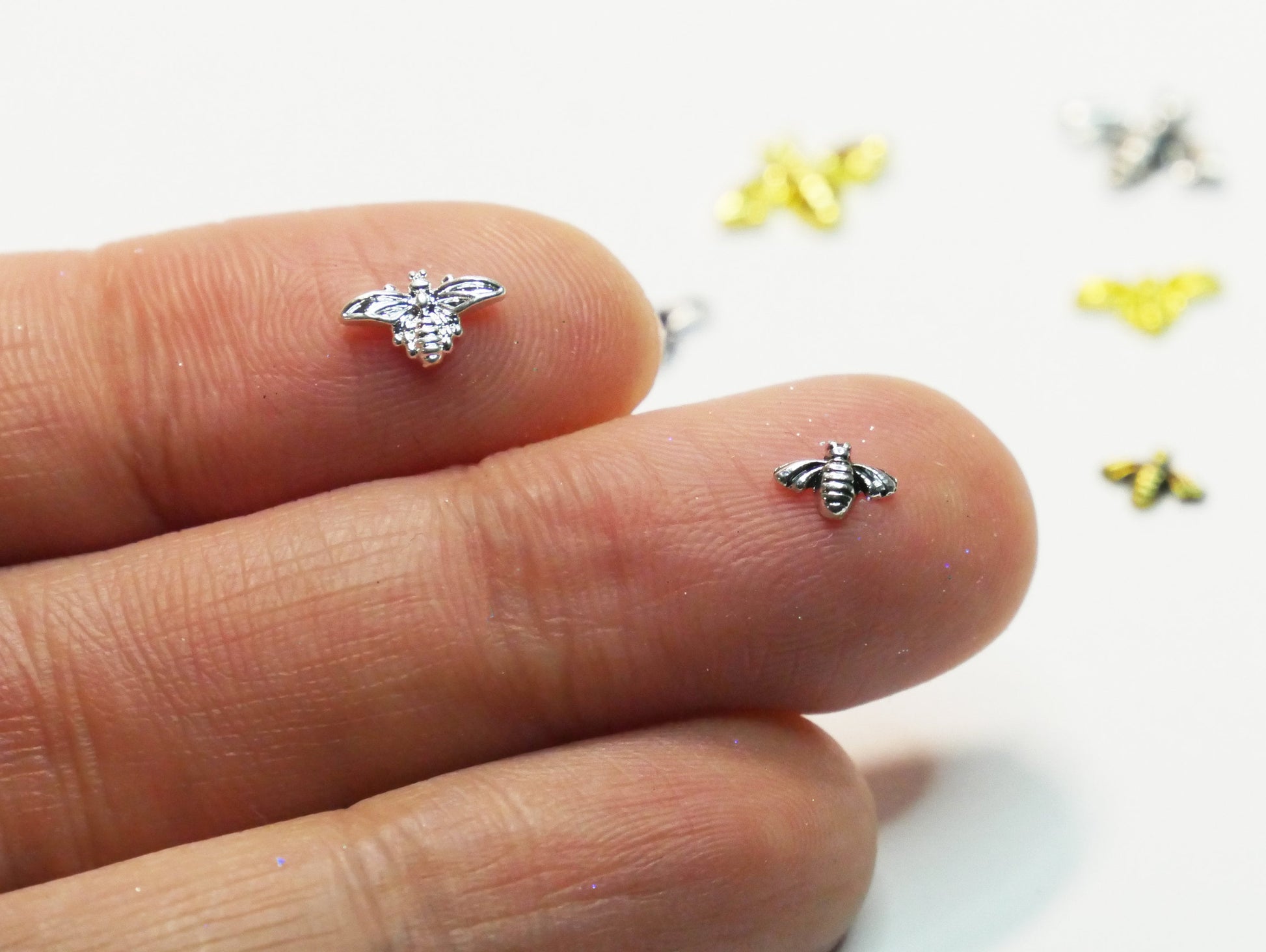 5 pcs 3D Bee nail decoration/ Bee golden Nail DIY nail deco Bee charm for nail gel mail polish design