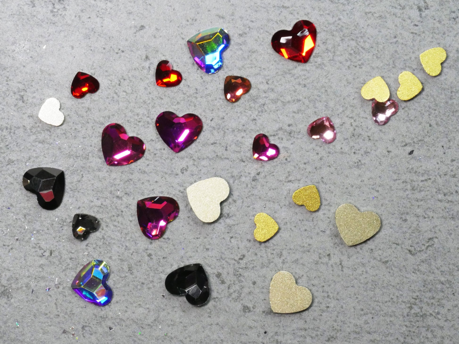 10 pcs 3D Heart Shaped Nail Charms Nail art Jewelry Accessories Decal/ Super Shine Bling Hearts Nails Supply