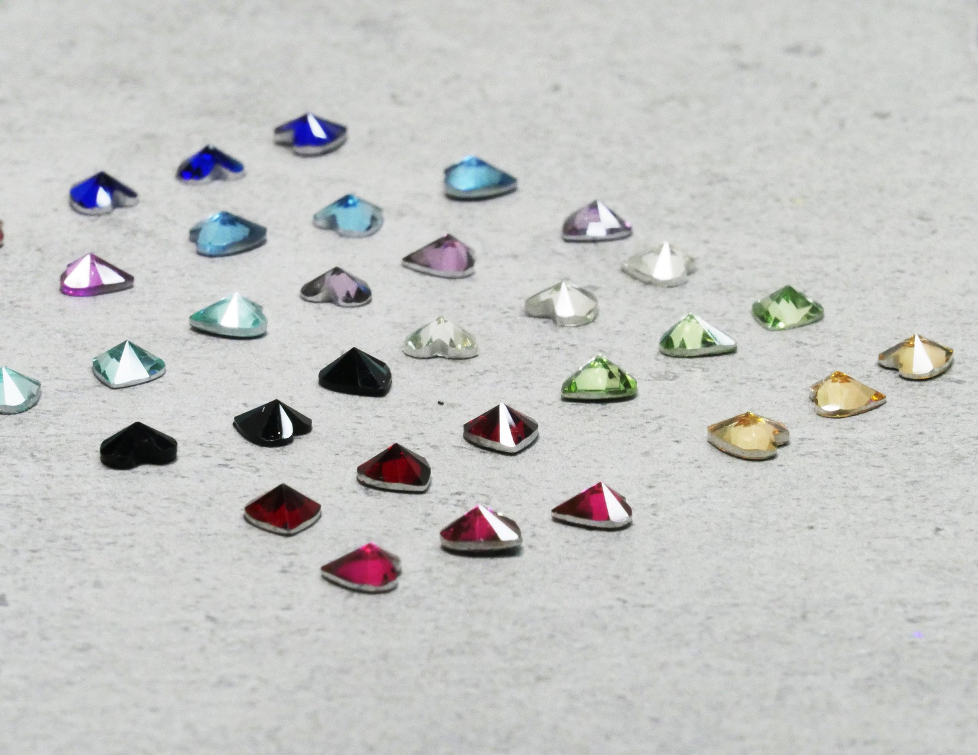 36pcs 3D Heart Shaped Nail Charms Nail art Jewelry Accessories Decal Valentine's Day Nail supply
