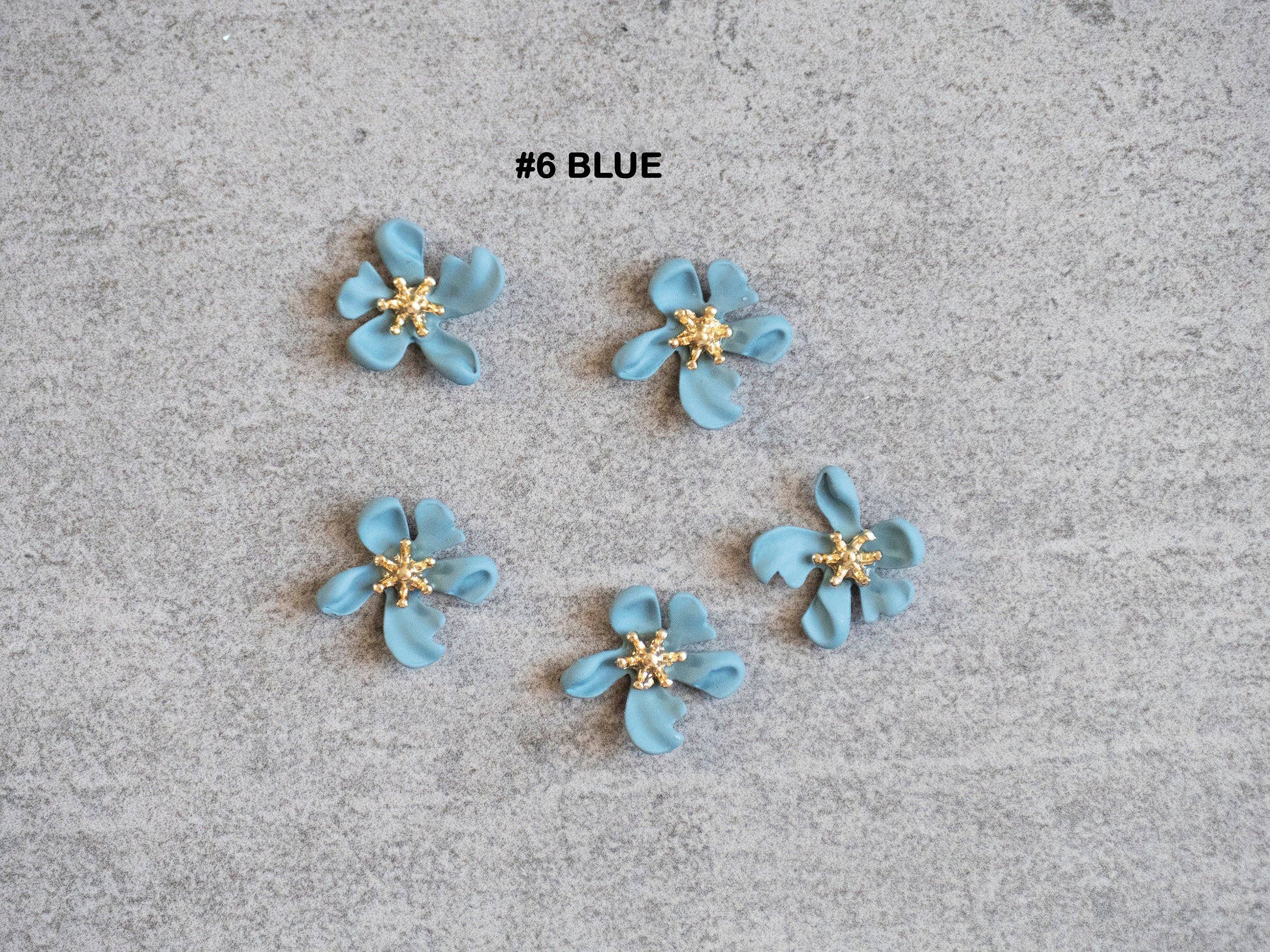5 pcs Asymmetric Sakura flowers nail jewelry /Metallic Lilacs floral nail art charm / 3D nail design decor Supply