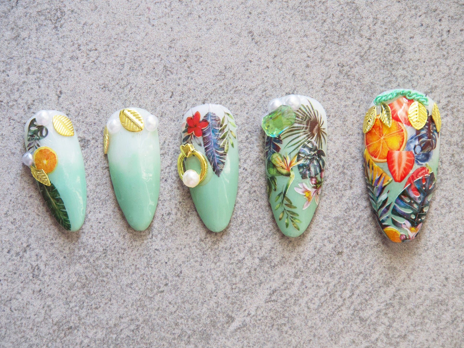 20 pcs leaf nail charm/ gold leaves UV resin supply