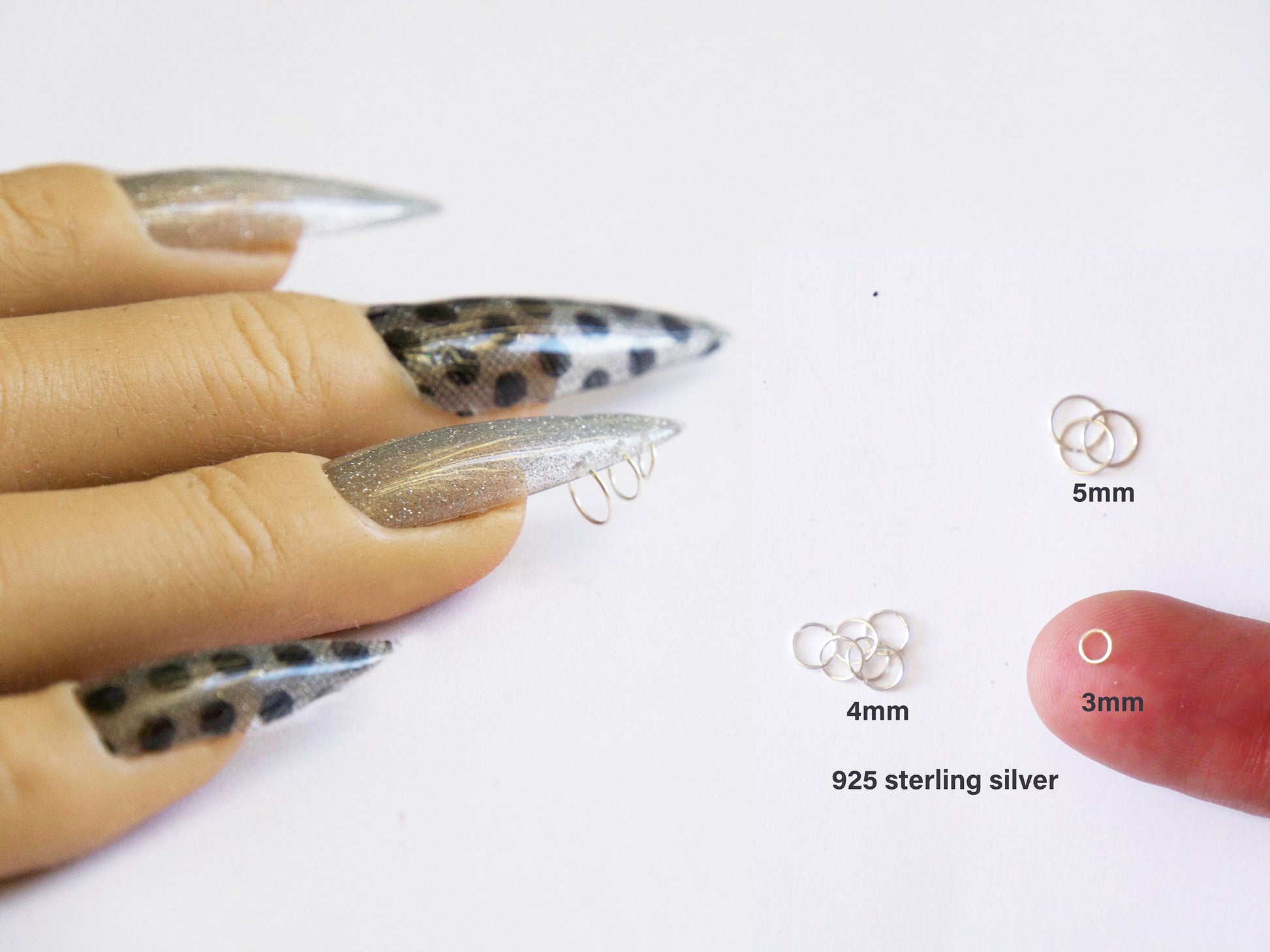 Pierced 3D Punk nail studs /Perforating Silver Black Chameleon Ring Circle charms