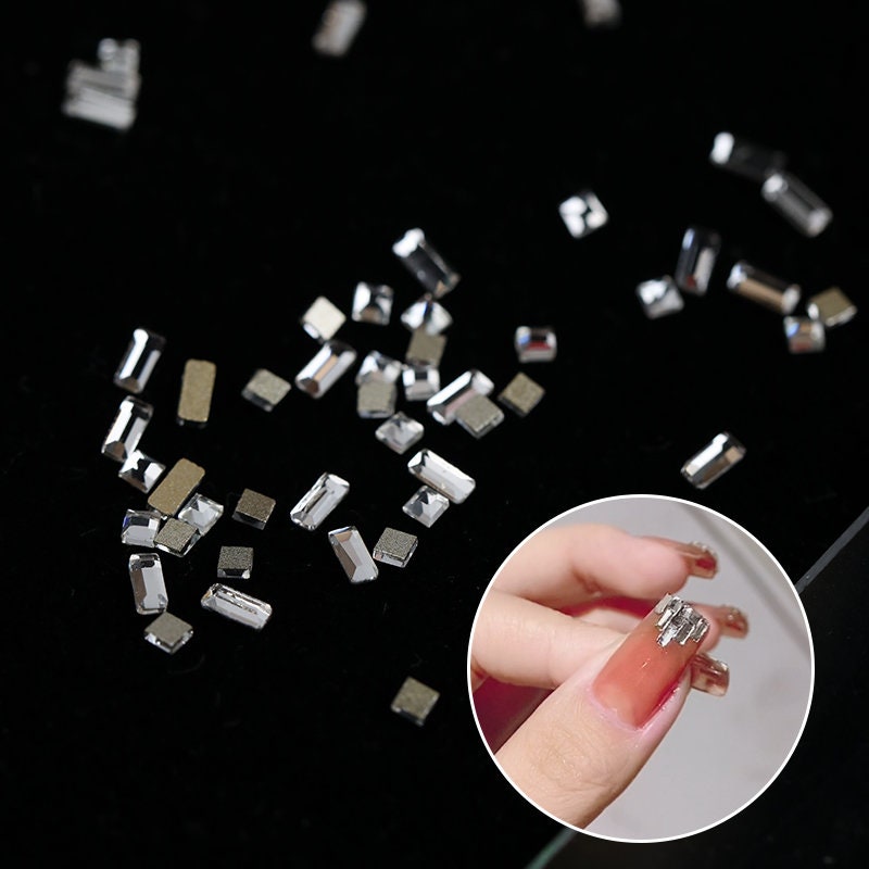 250 pcs Clear Square Crystals/ Glass Nail Jewelry Diamond Set