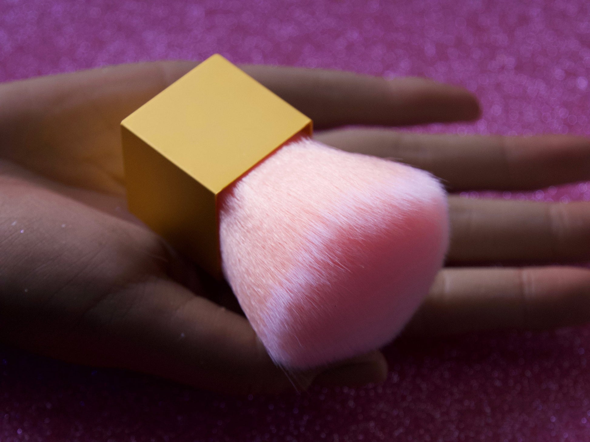 Dust  Powder Removal Nail Brush/ Nude Pink Gold brass short Nail powder dusts cleaner/Makeup Brush for Foundation, Blush