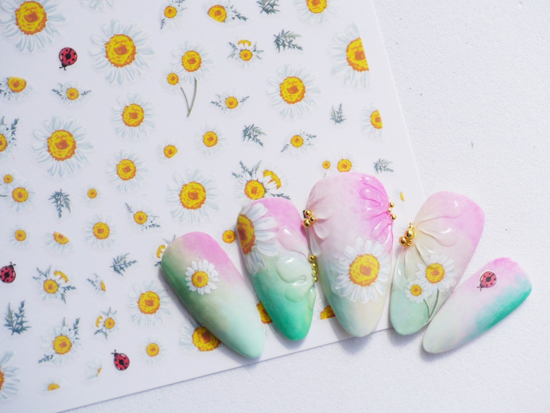 Daisy flower Nail Art Sticker Peel off daisies Stickers/ Chrysanthemum Oxeye daisy leaf Bouquet white flower Blossom Manicure Nail Supply