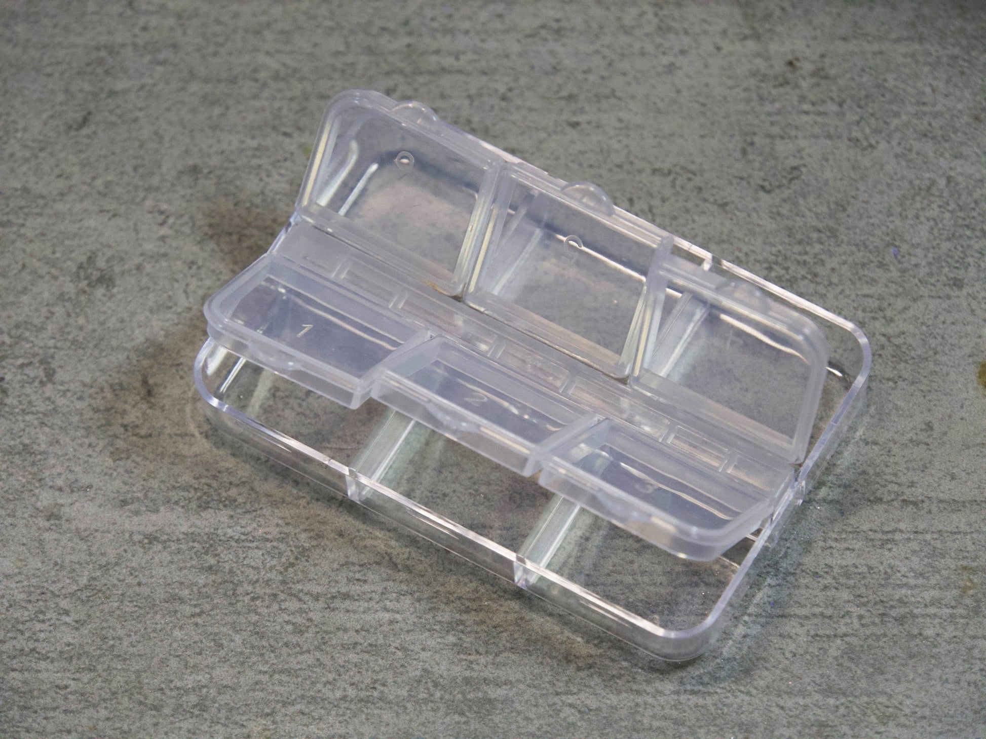 3ct Small items container/ 6 grid plastic container box for charms and trims/Mini studs Crystals organizer containers/ Earring storage