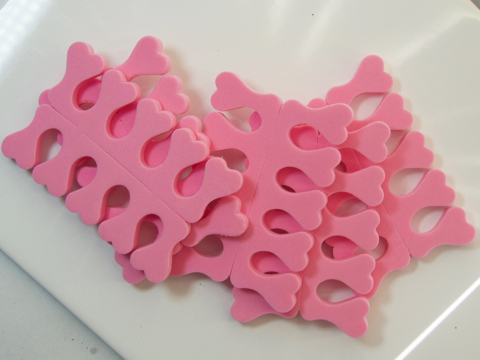 20pcs Pedicure Toe Separators Finger Toes Foam Nail Art tools Pedicure painting Beauty Supply Nail Polish Gel