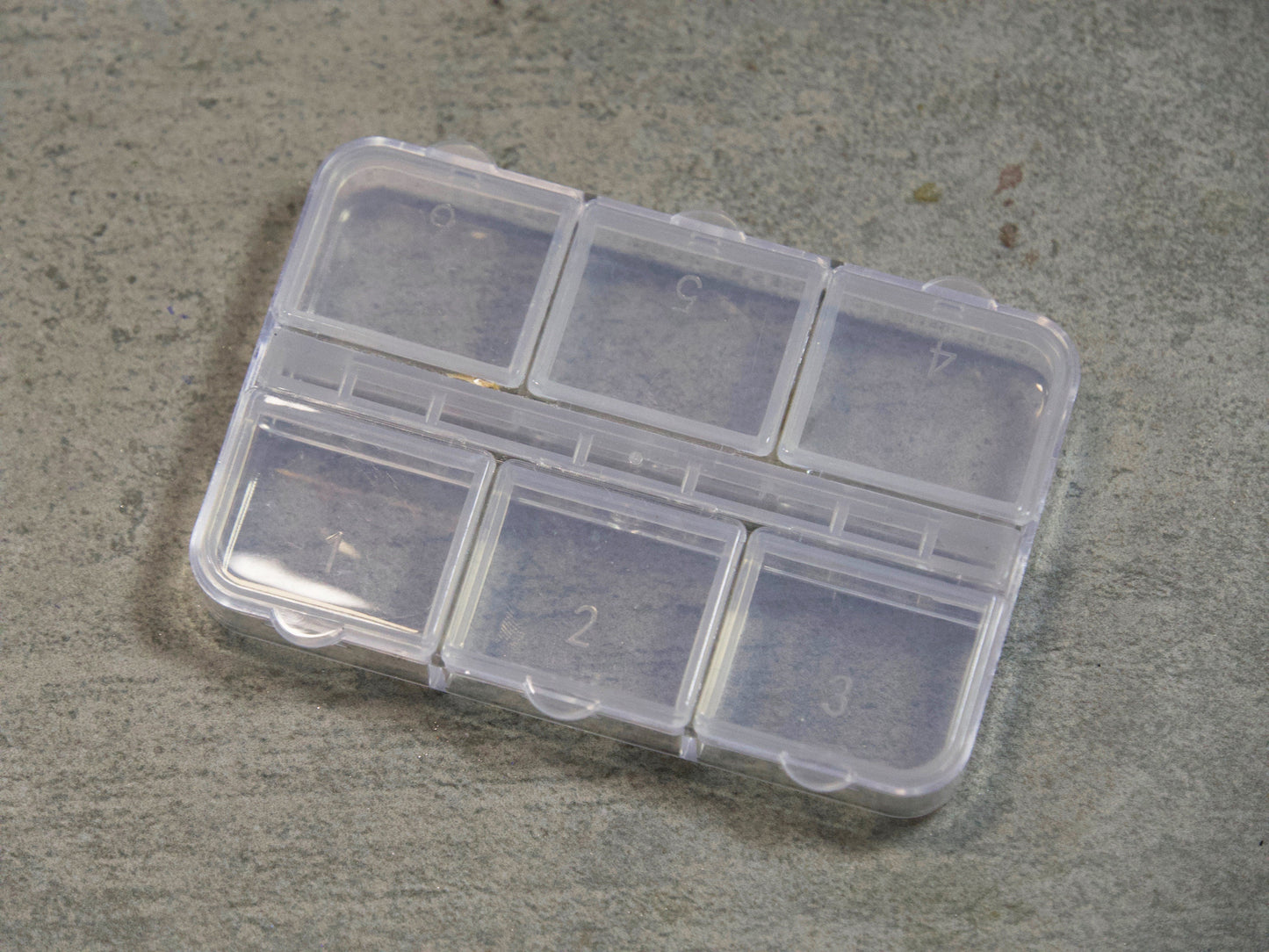3ct Small items container/ 6 grid plastic container box for charms and trims/Mini studs Crystals organizer containers/ Earring storage