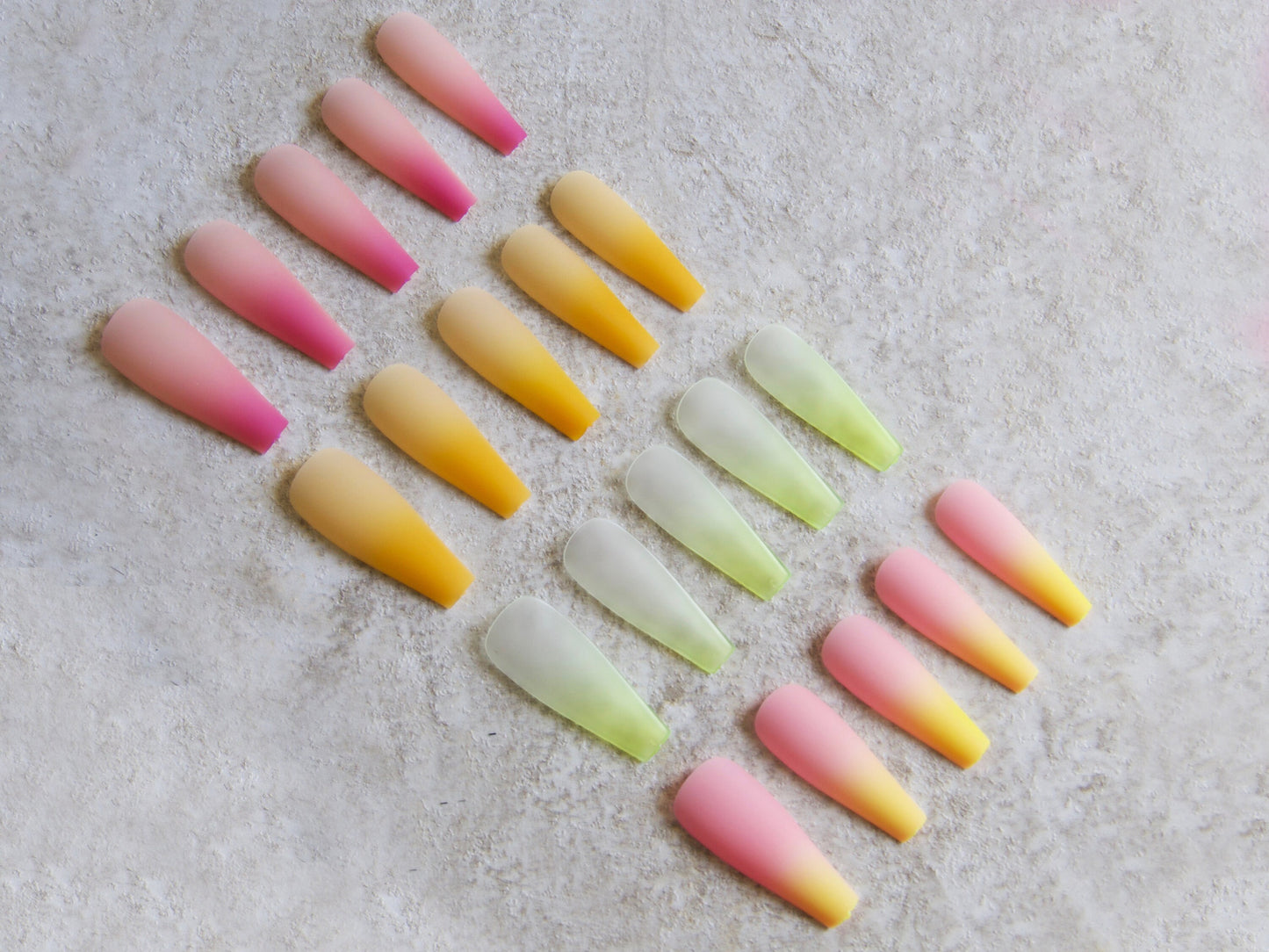 20 pcs Long Coffin Pastel Gradient on Nails/ Full cover Matted Bright Ombre Ready to wear Press ons Tips / Matte Fake Artificial Ins Nails