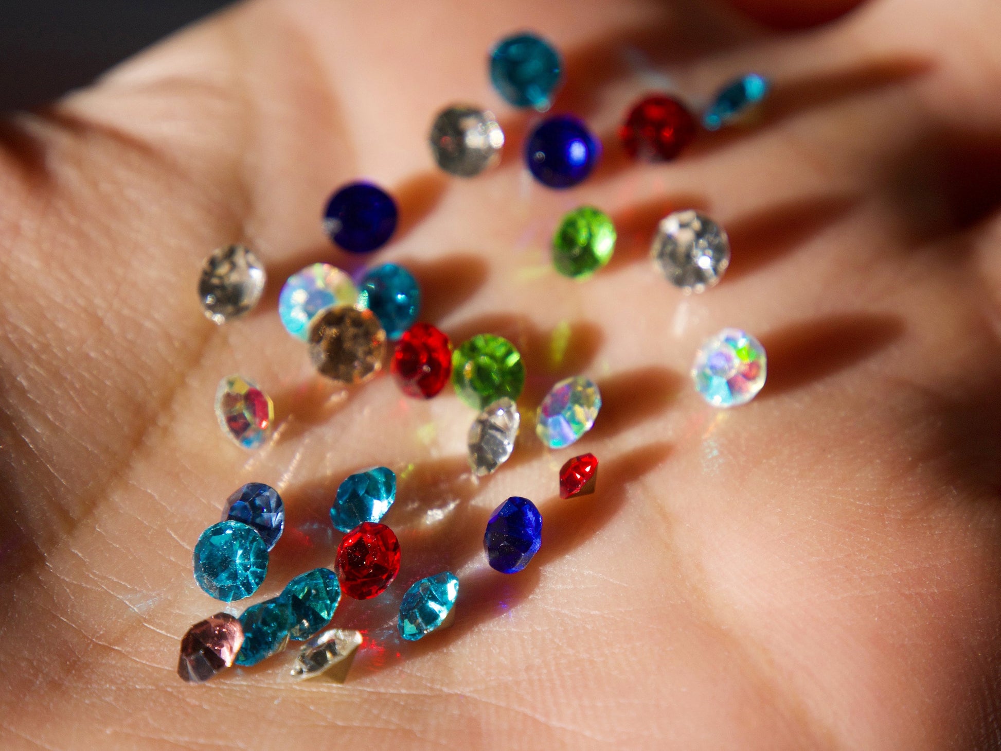 950pcs Pointed Back Rhinestones For Jewelry Nail Supply