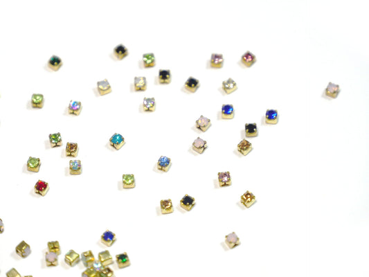 100pcs Mixed Claw Gold Cup Rhinestones Charms