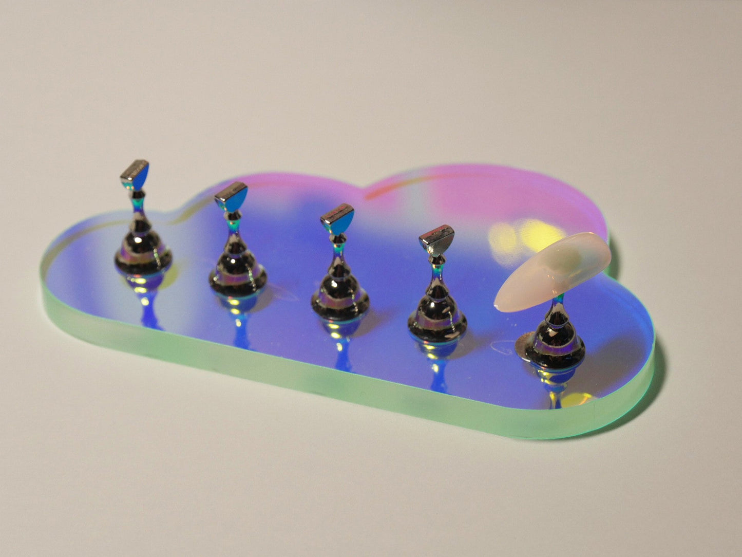 5pcs Cloud False Nail Display Stand Holder Set/ Aurora Blue Purple Magnetic Nail Art Practice Holder/ Polar Light Press on Nail Artist Tool