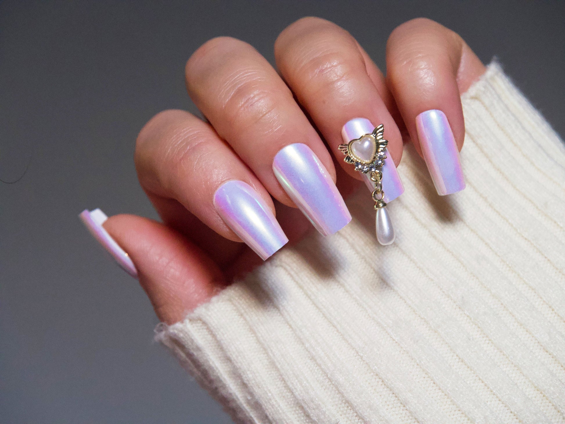 2pcs Heart Wing & New Moon Pearl Nail Dangle/ Gold Nail Drop Decals Nails Jewelry/ Sailor Moon Crescent Theme Vintage Gold Nail Decals