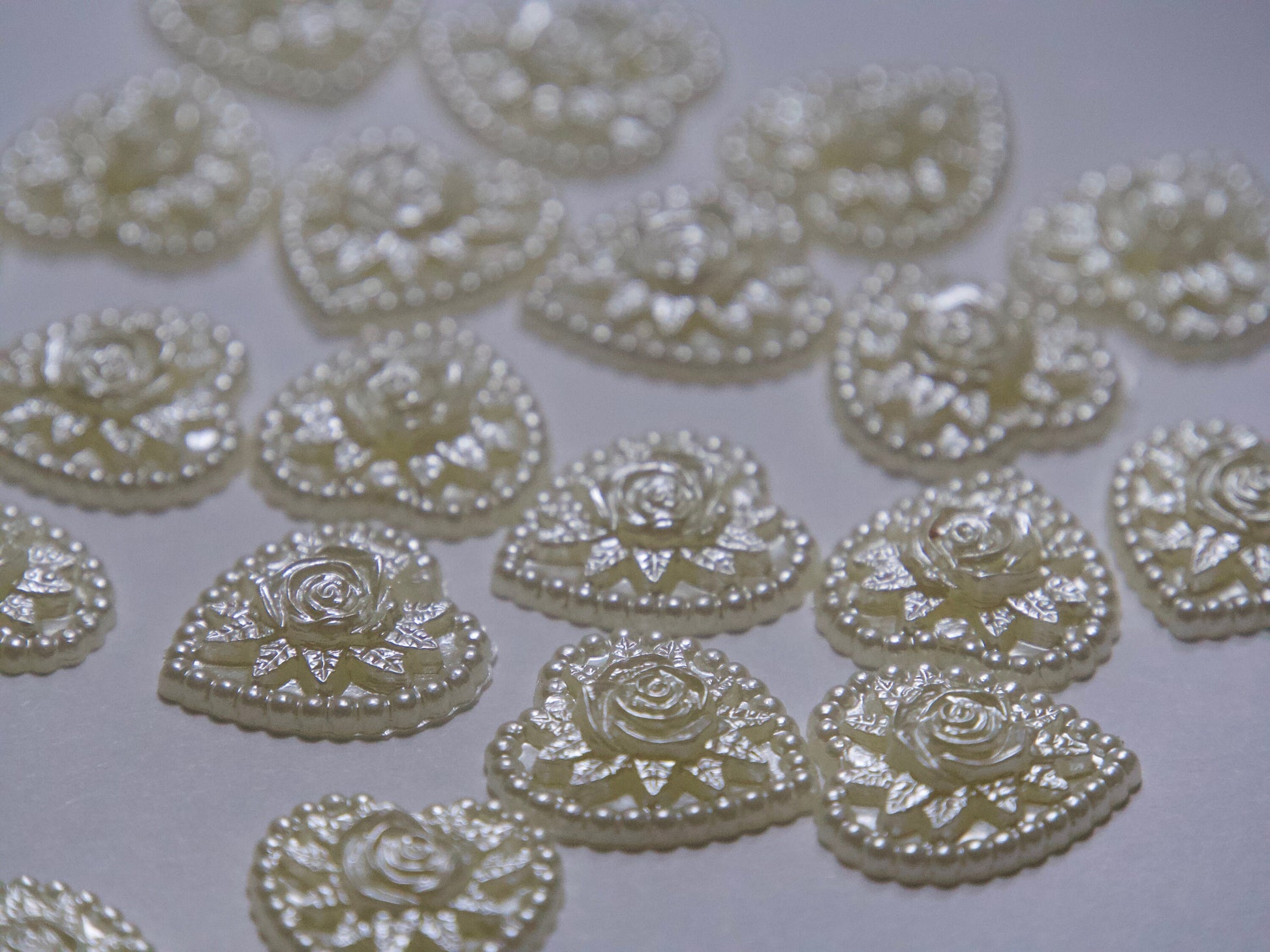 50pcs White Pearlescent Heart Decals