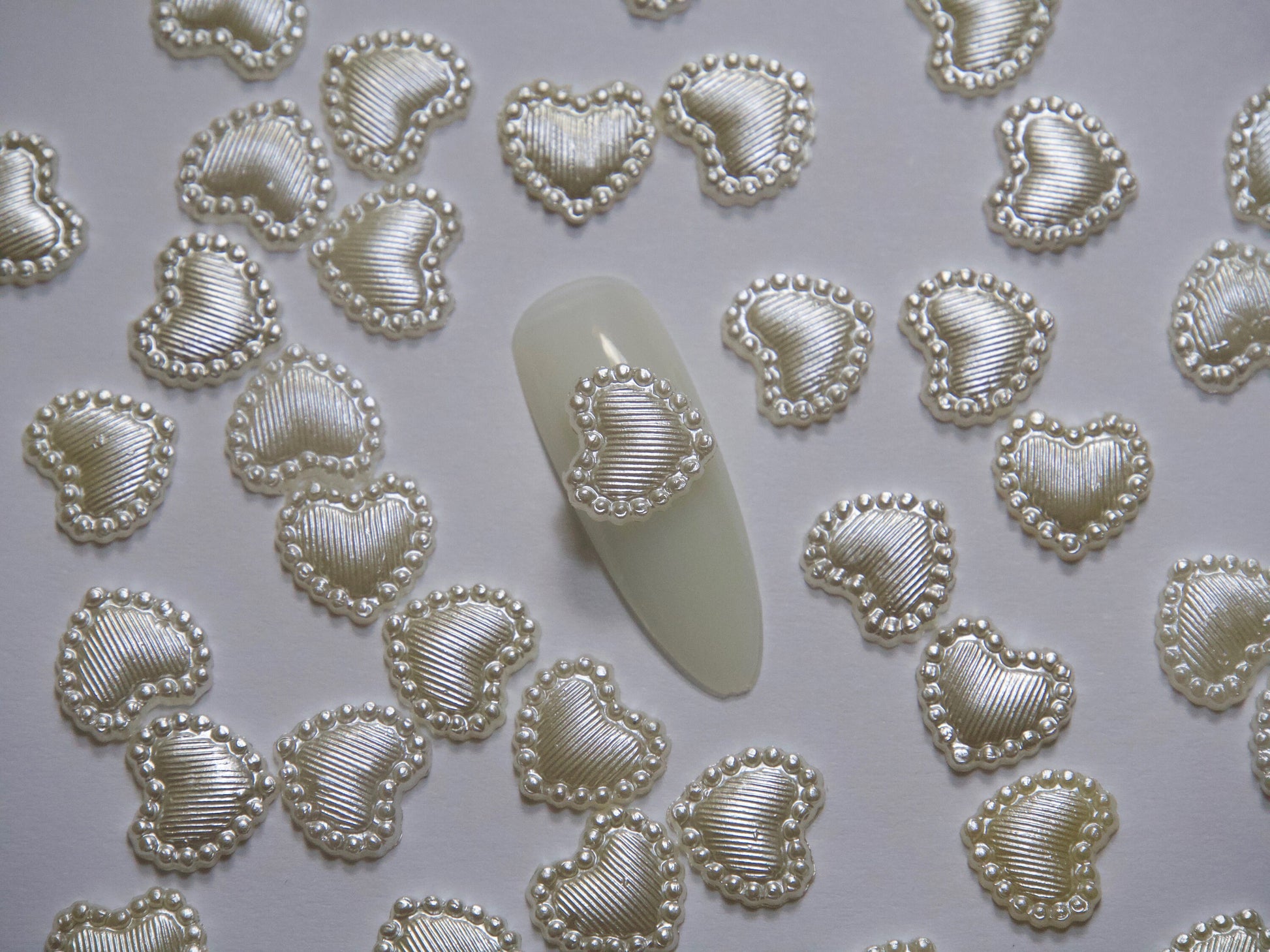 50pcs White Pearlescent Heart Decals