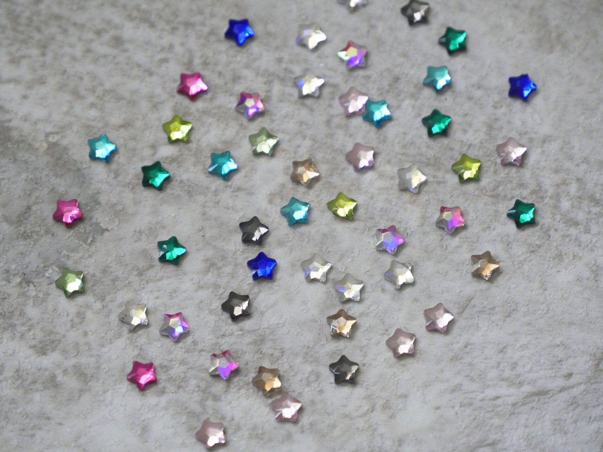 50pcs Star Shape Crystal AB Flat Back Fancy Rhinestones /Five pointed stars Nail design Gemstones/ 4mm Mini Manicure Nail gel decals