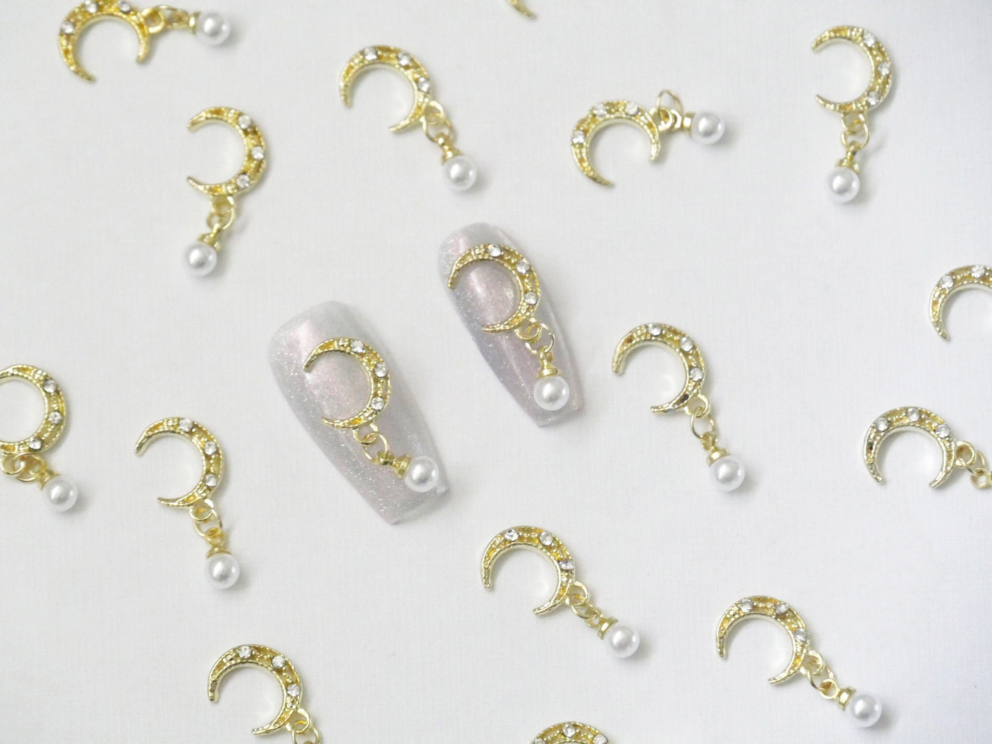 2pcs Heart Wing & New Moon Pearl Nail Dangle/ Gold Nail Drop Decals Nails Jewelry/ Sailor Moon Crescent Theme Vintage Gold Nail Decals